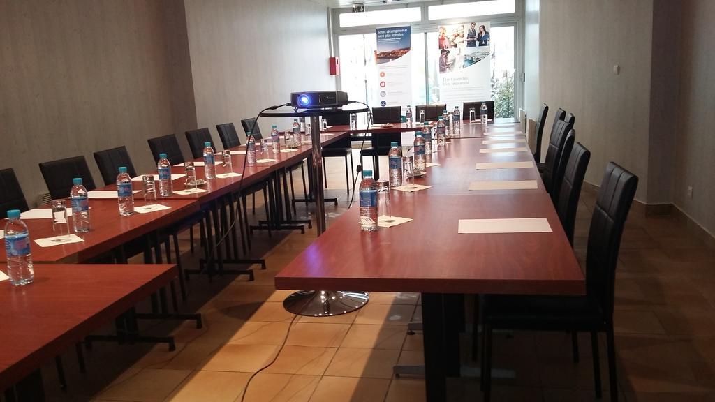 Comfort Hotel Rosporden Concarneau Exteriér fotografie